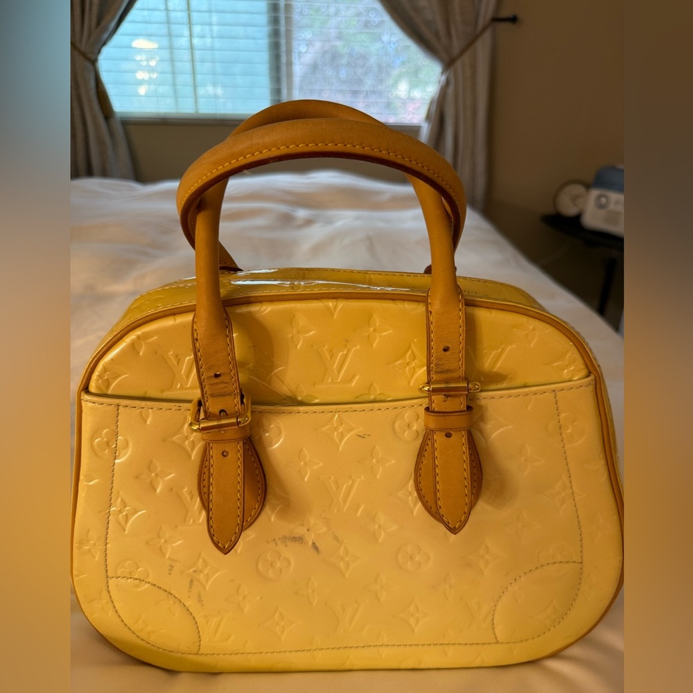 Louis Vuitton Vintage Yellow Vernice Summit Bag Used but good condition.